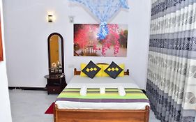 Sayare Inn